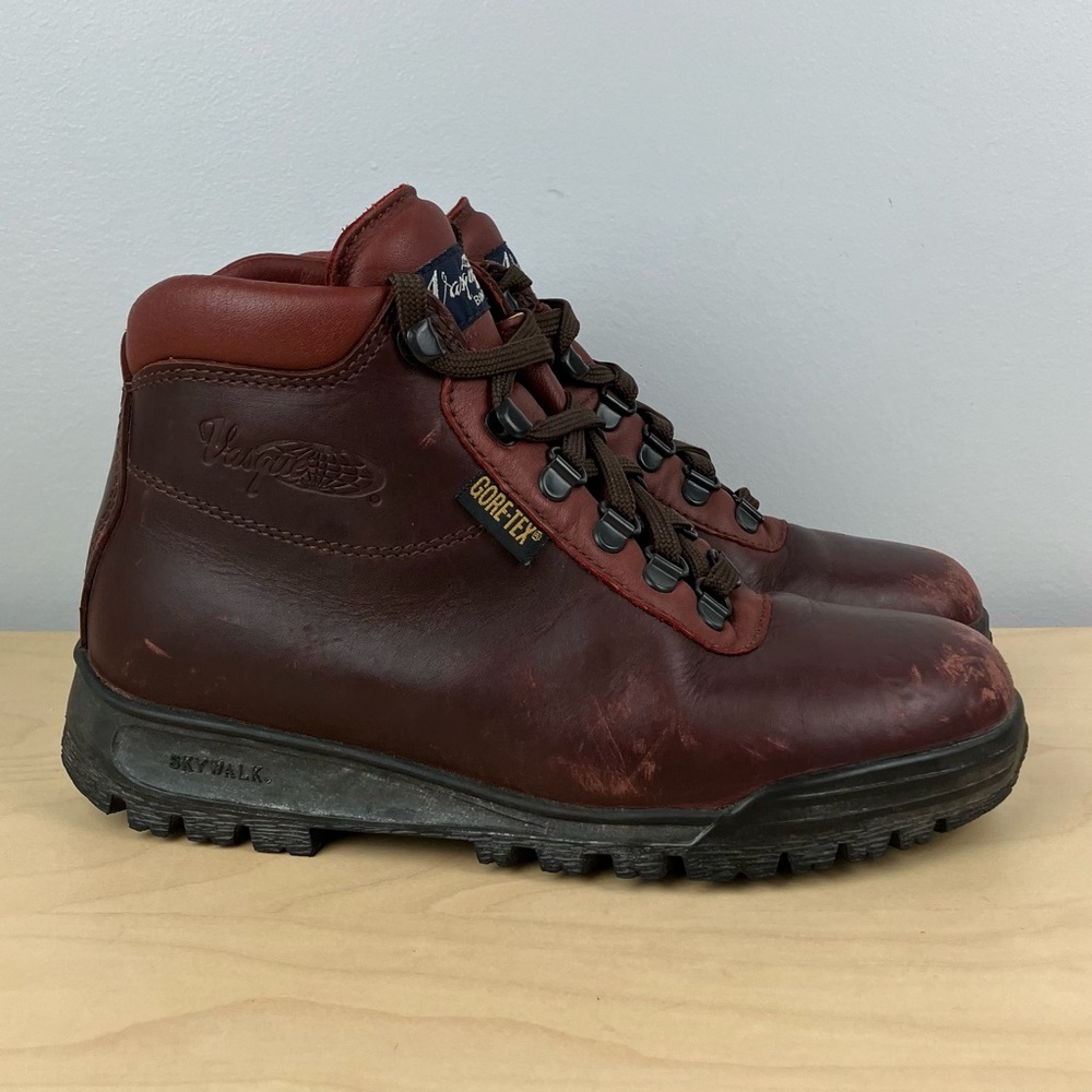 Vasque Women’s Size 7.0 N Skywalk 7936 GTX Sundowner Red Leather Hiking Boots